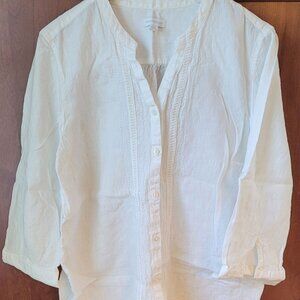 Linen Lace Front Detail- Button Down